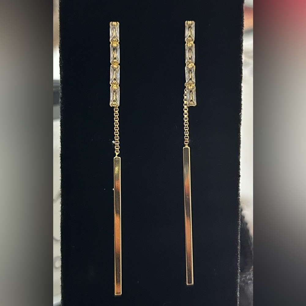 Gold dangle earrings